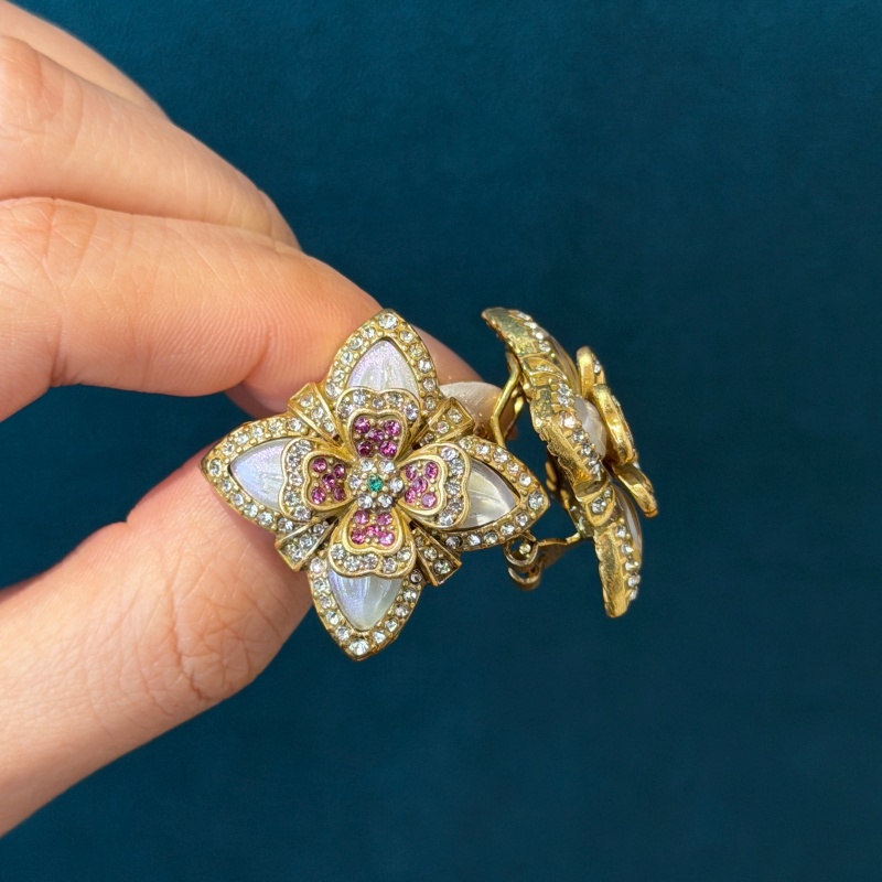 Vintage Fashion Jewelry Brands - Vintage kleurrijke strass klavertje vier witte