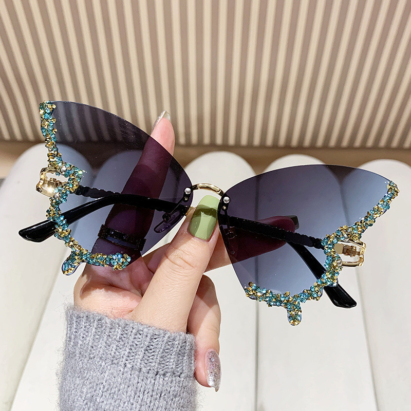 Y2K Luxe diamanten vlinderszon - Vintage Fashion Glasses recensie en prijs