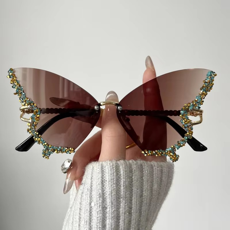 Y2K Luxe diamanten vlinderszon - Vintage Fashion Glasses recensie en prijs